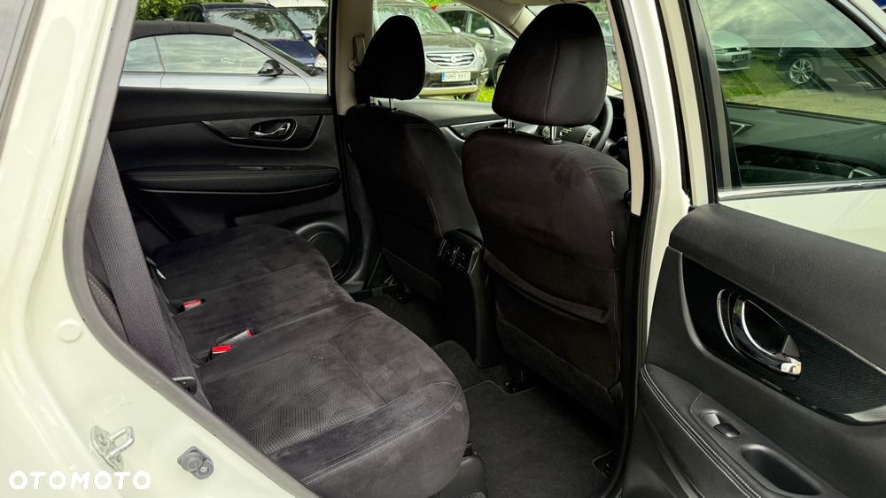 Nissan X-Trail 1.6 DCi Tekna Xtronic 2WD - 18