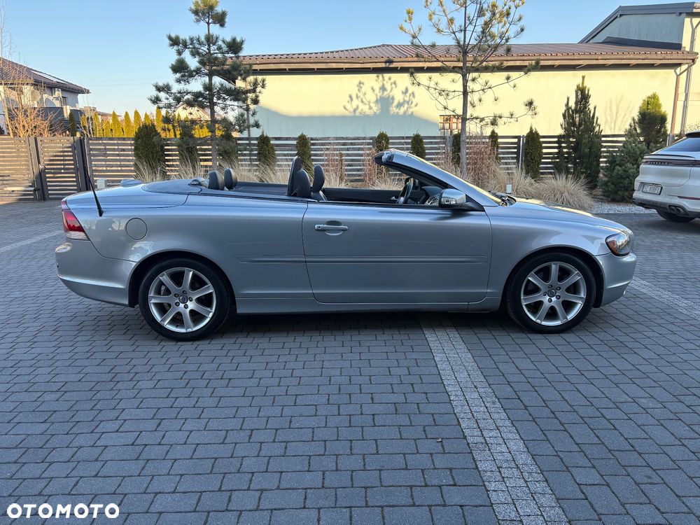 Volvo C70 2.0D Summum - 6