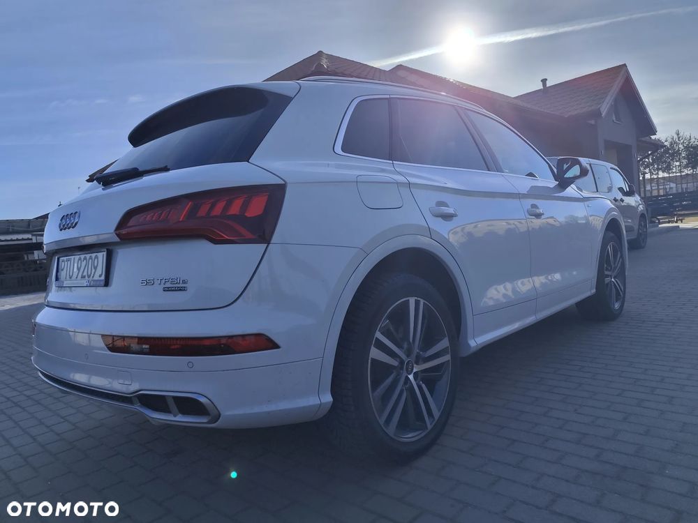 Audi Q5 55 TFSIe quattro S tronic S line business - 14