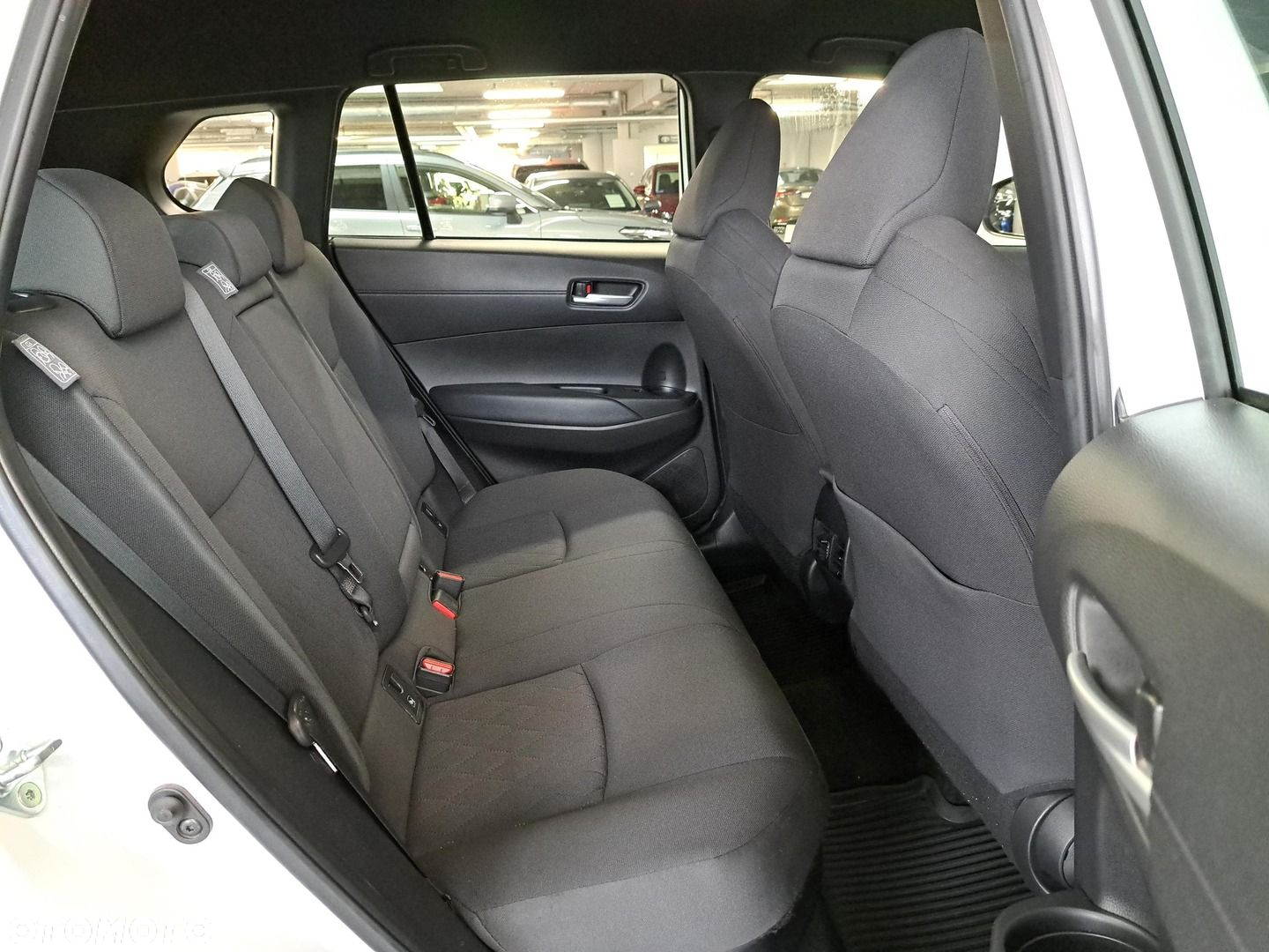 Toyota Corolla Cross - 13