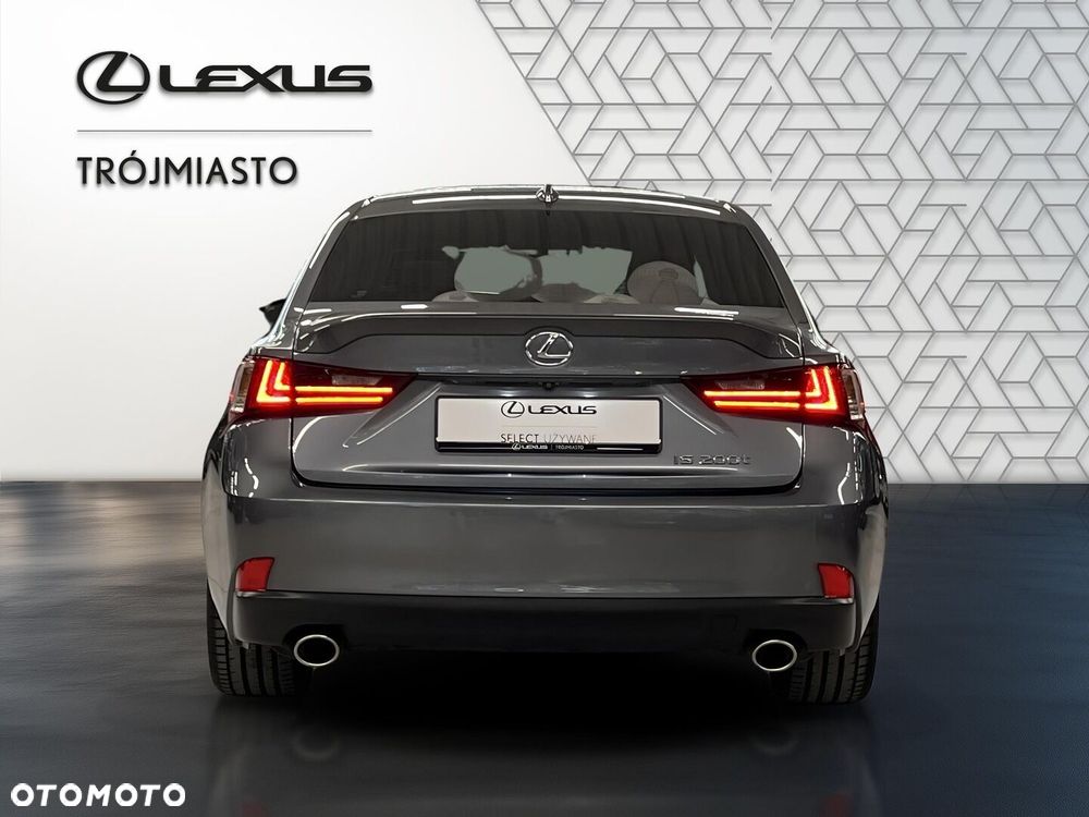 Lexus IS 200t Prestige - 5