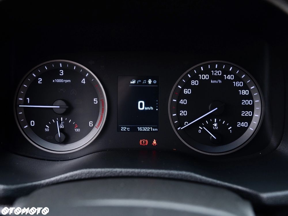 Hyundai Tucson 1.7 CRDI BlueDrive Style 2WD - 33