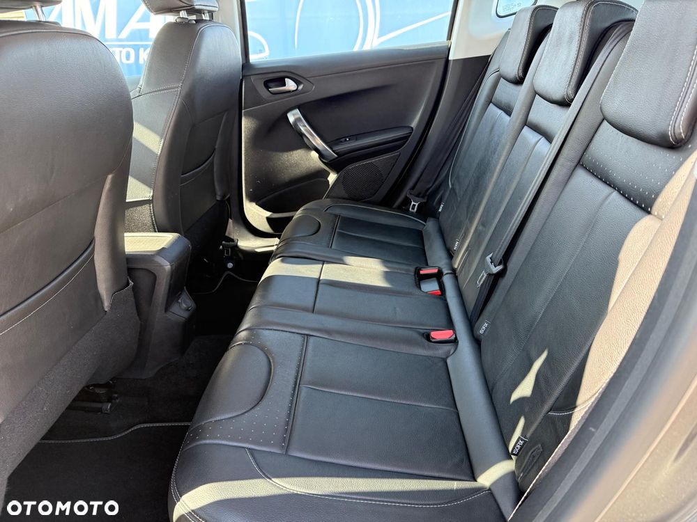 Peugeot 2008 120 VTI Automatik Allure - 12