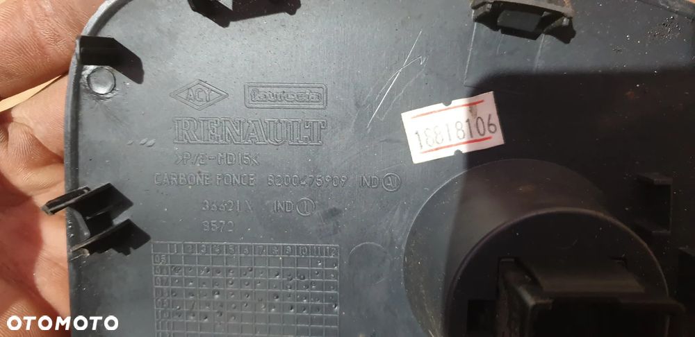 Renault Clio III Kombi 1.5 DCI Przełącznik AirBag Zaślepka Deski Prawa 8200475909 - 3