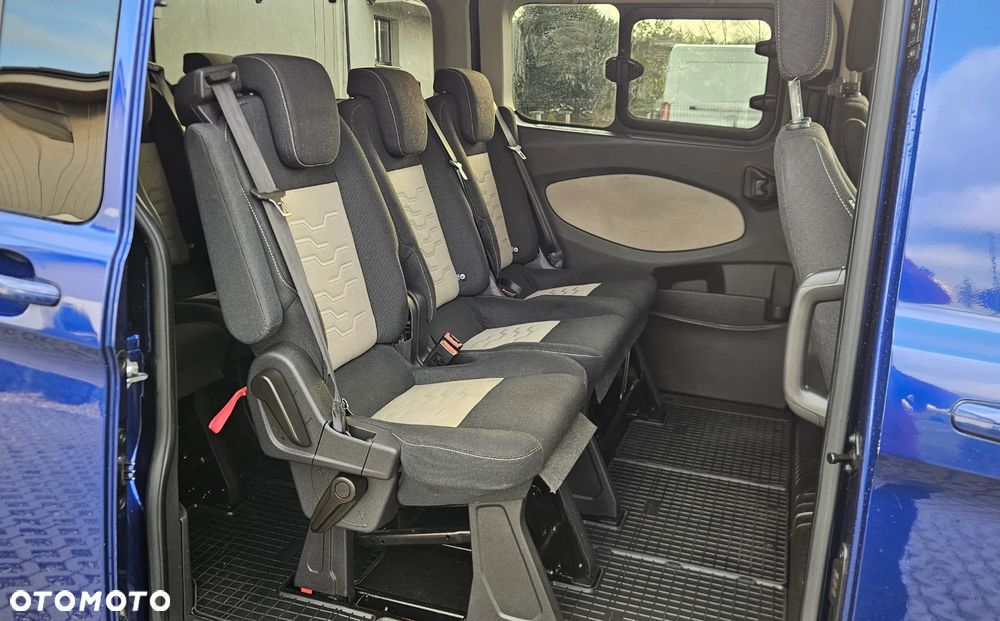 Ford Tourneo Custom 2.0 EcoBlue L2 Titanium SelectShift - 13