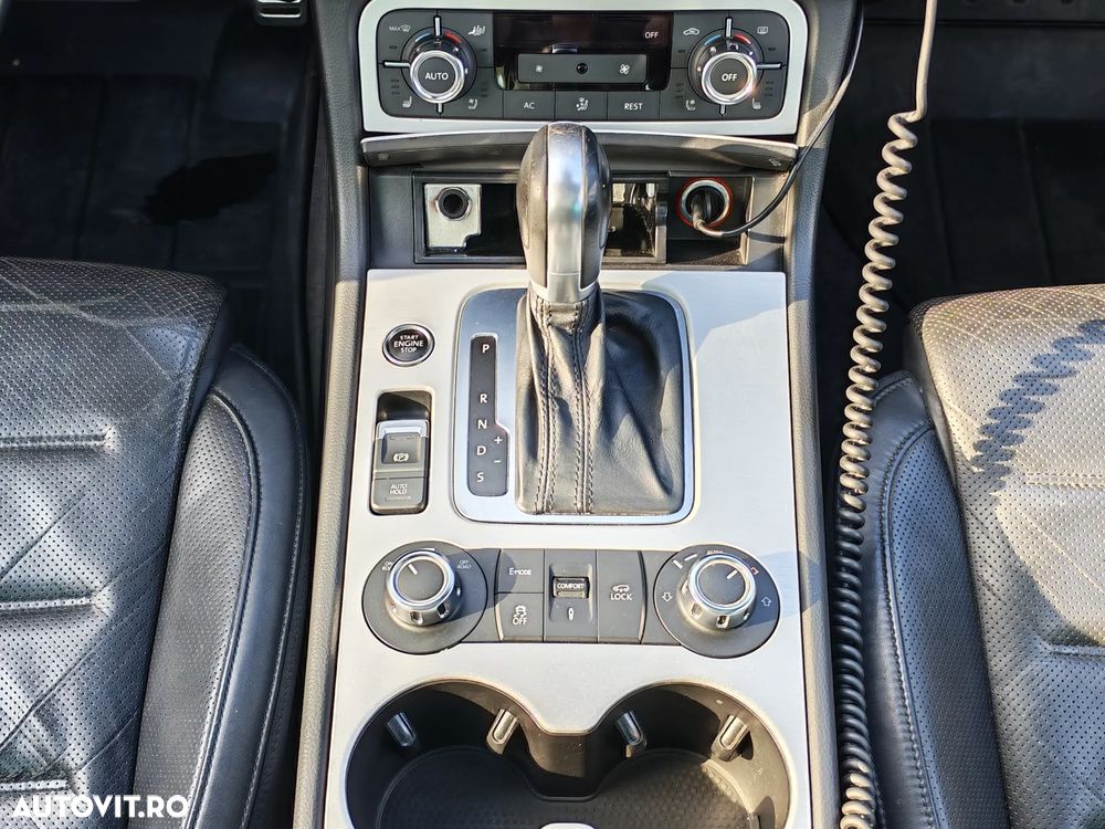 Volkswagen Touareg 3.0 V6 TFSI - 37