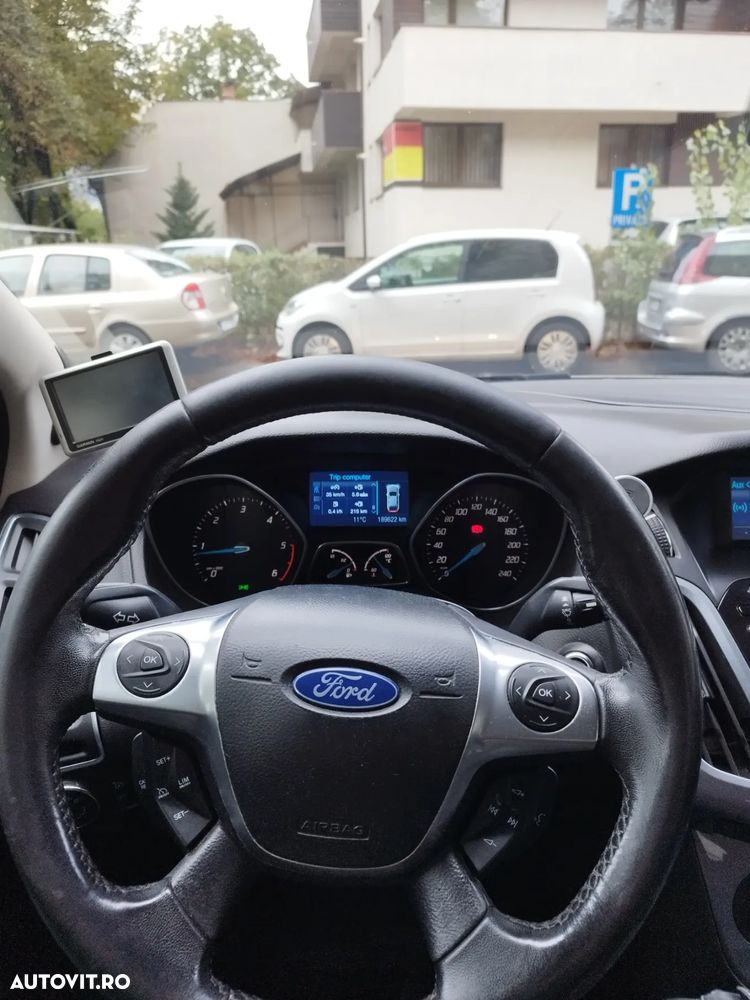 Ford Focus 1.6 TDCI DPF Titanium - 8