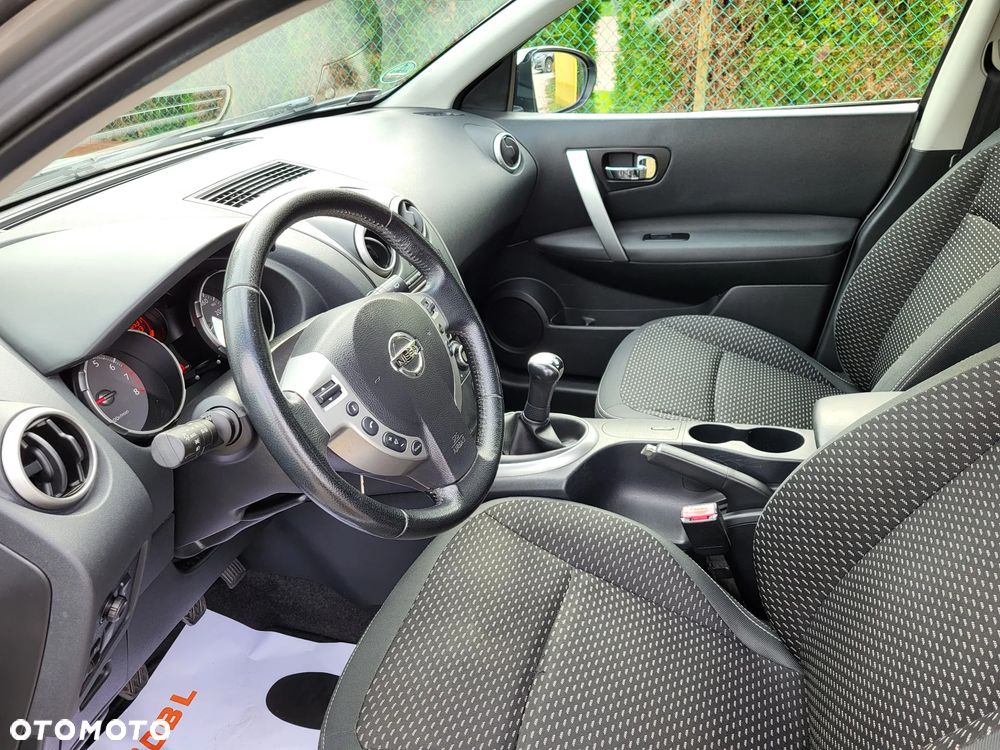 Nissan Qashqai - 12