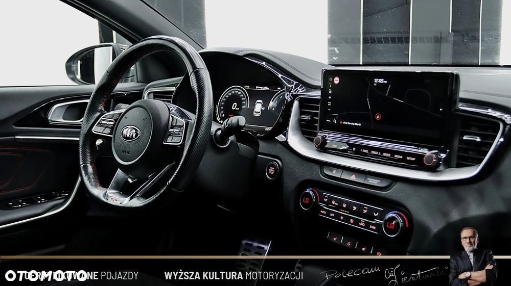 Kia ProCeed 1.6 T-GDI GT DCT - 23