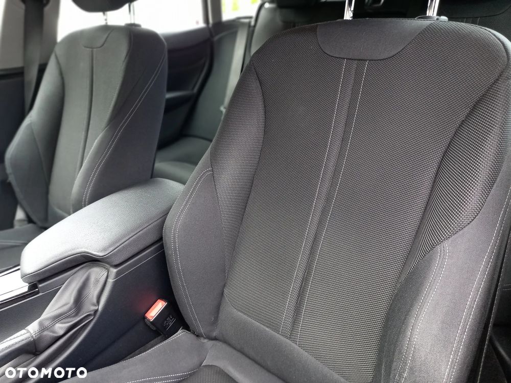 BMW Seria 4 420d Sport Line - 33