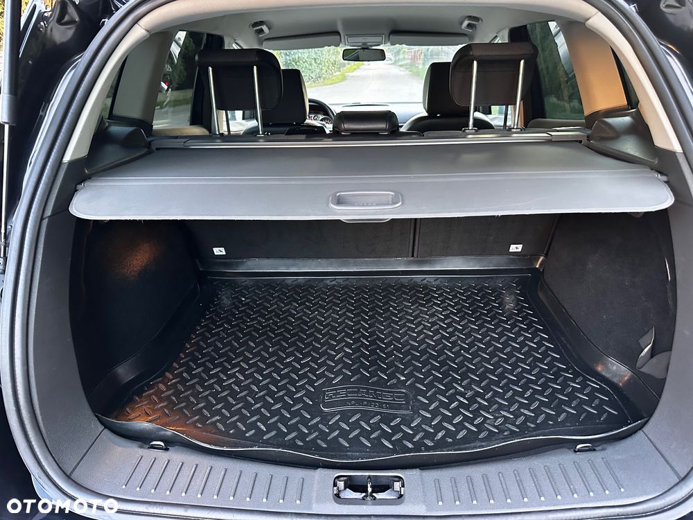 Ford Kuga 2.0 TDCi 2x4 Titanium - 22