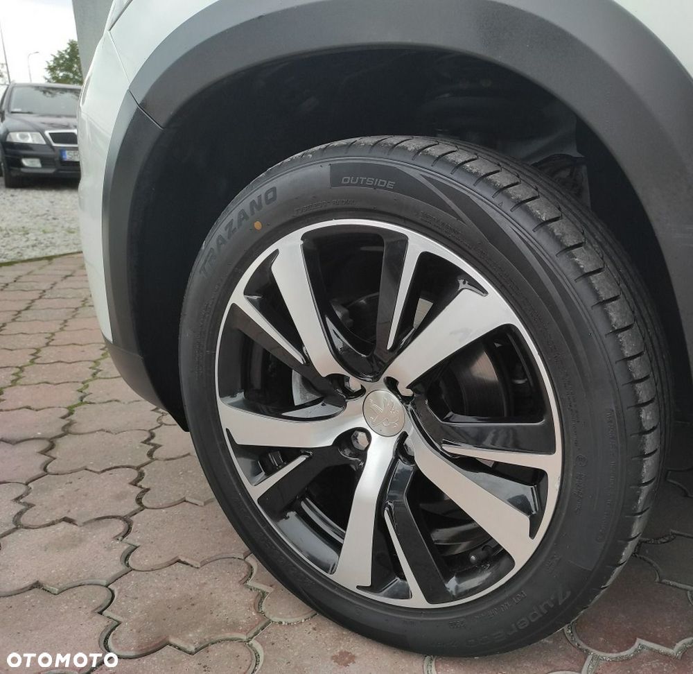Peugeot 2008 - 17