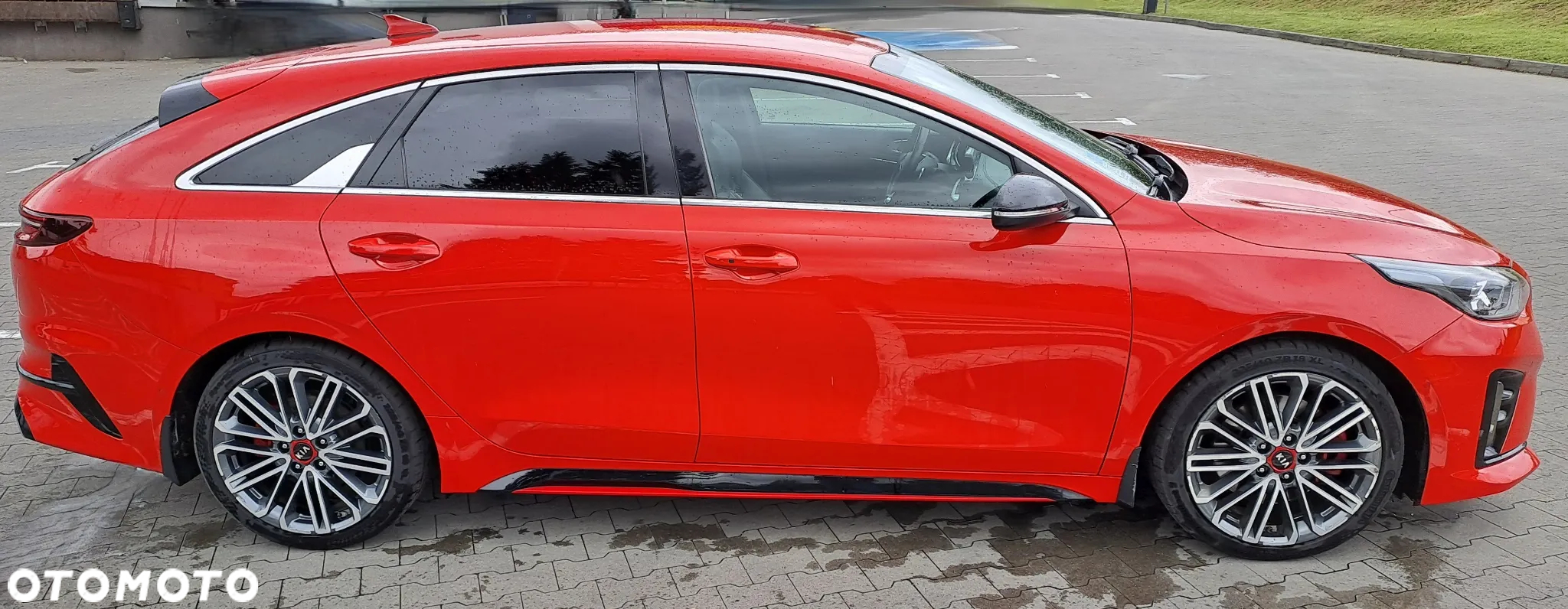 Kia ProCeed 1.6 T-GDI GT DCT - 2
