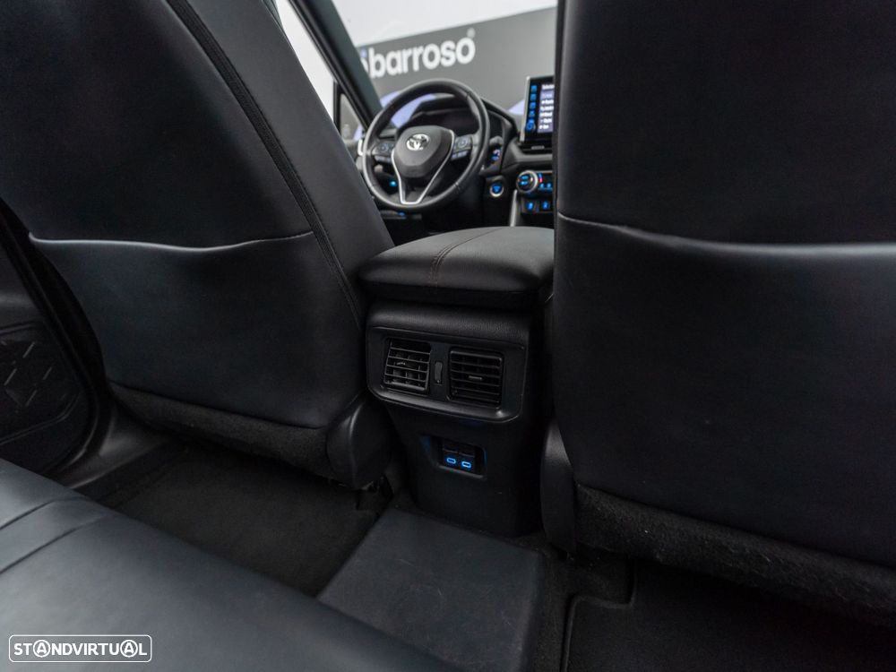 Toyota RAV4 2.5 HDF Plug-in Square Co.AWD-i - 40