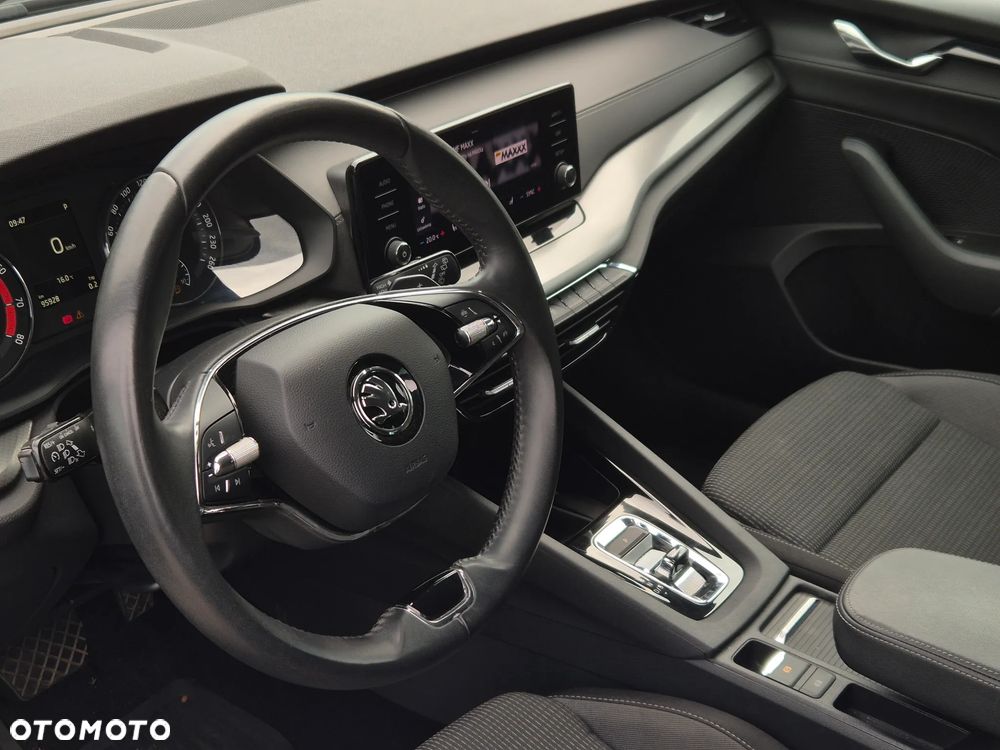 Skoda Octavia ver-1-5-tsi-e--tec-ambition-dsg - 7