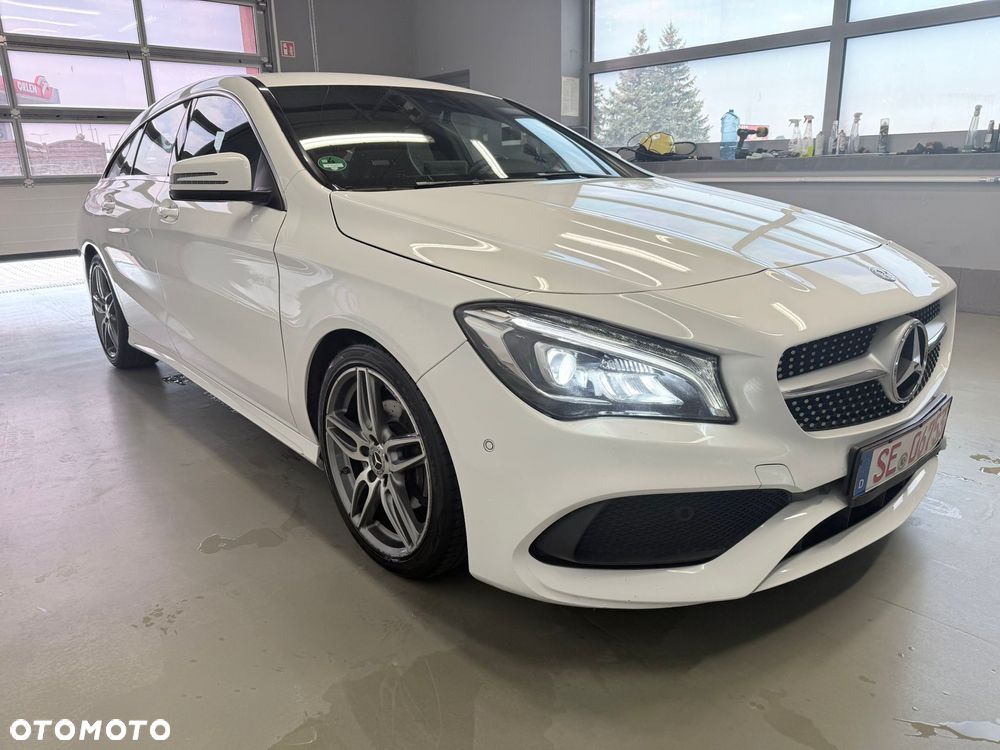 Mercedes-Benz CLA 200 d 7G-DCT AMG Line - 2