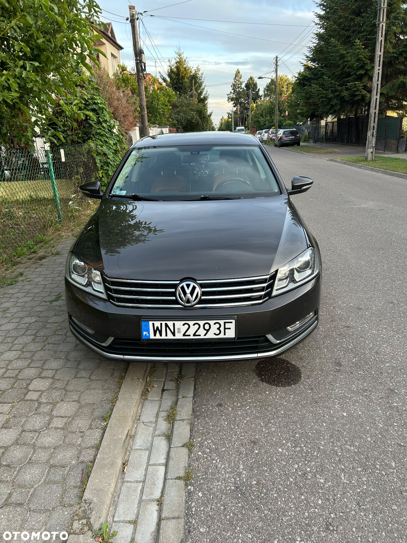 Volkswagen Passat - 2