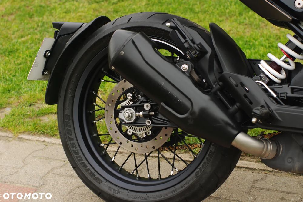 Husqvarna Svartpilen - 6