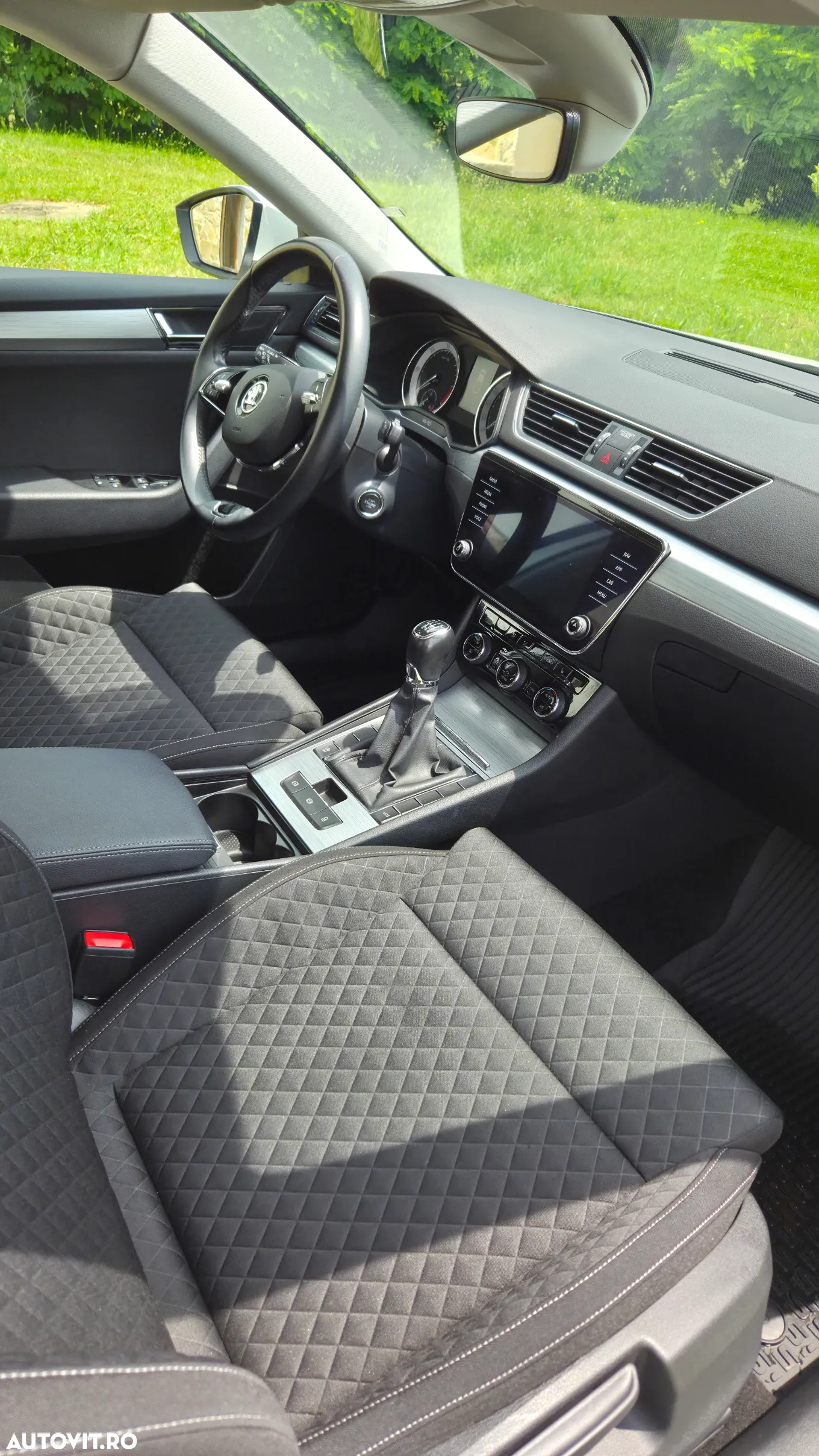 Skoda Superb 2.0 TDI Style - 10