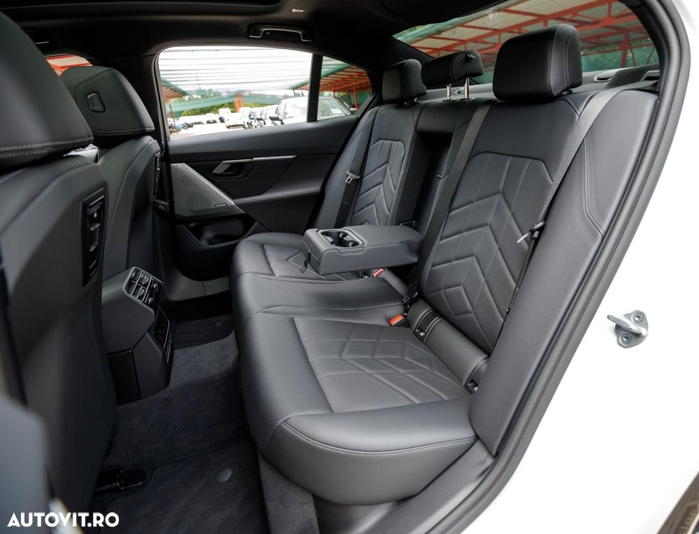 BMW Seria 5 - 13