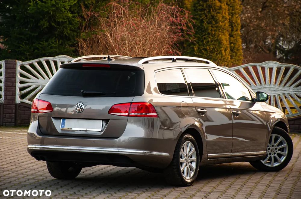 Volkswagen Passat 2.0 TDI DPF Highline DSG - 11