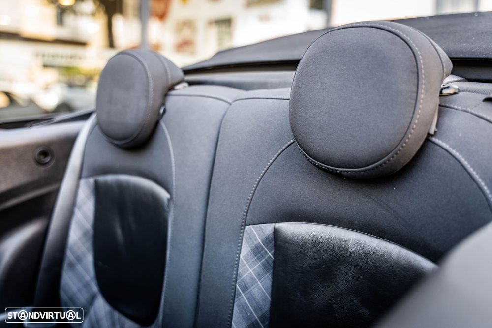 MINI Cabrio Cooper Sidewalk Special Edition - 28