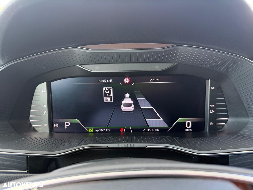 SKODA Superb 2021 — imagine 19