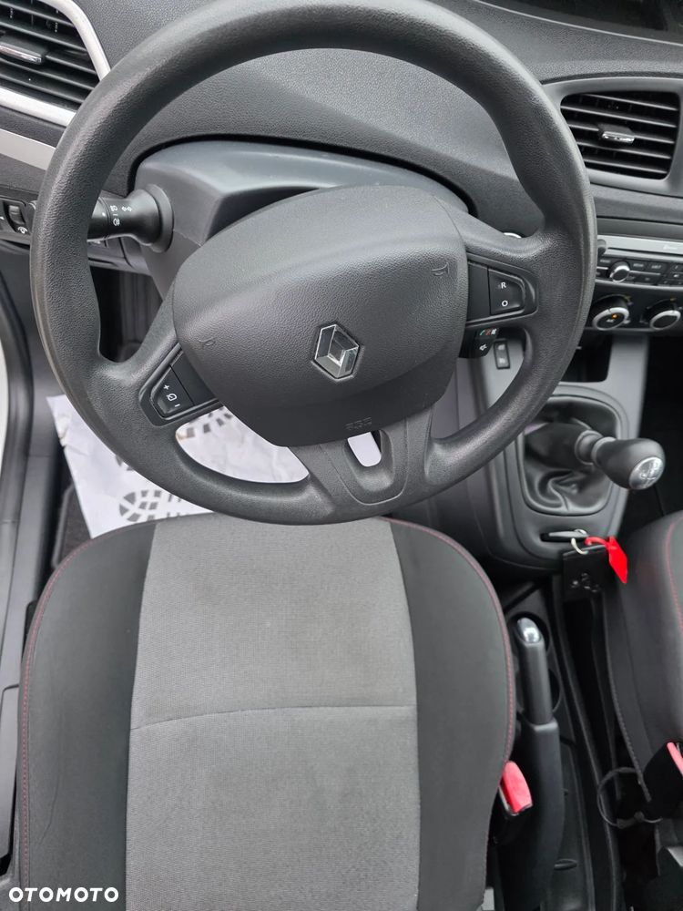 Renault Scenic TCe 115 GPF BUSINESS EDITION - 18