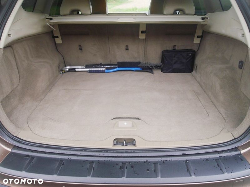 Volvo XC 60 - 24