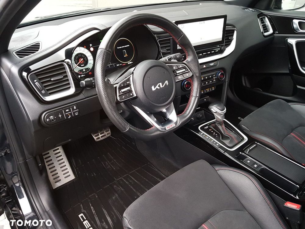 Kia ProCeed 1.6 T-GDI GT DCT - 21