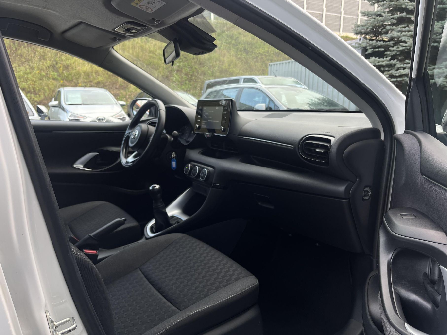 Toyota Yaris 1.0 Comfort - 11