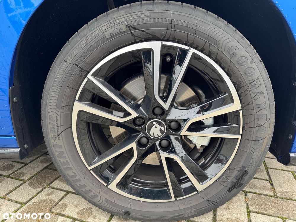 Skoda Fabia 1.0 TSI Monte Carlo DSG - 23