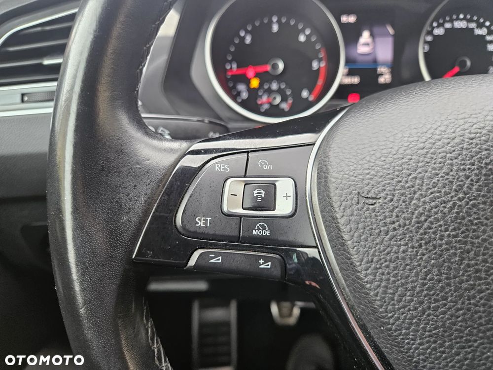Volkswagen Tiguan 2.0 TDI SCR (BlueMotion Technology) Sound - 26