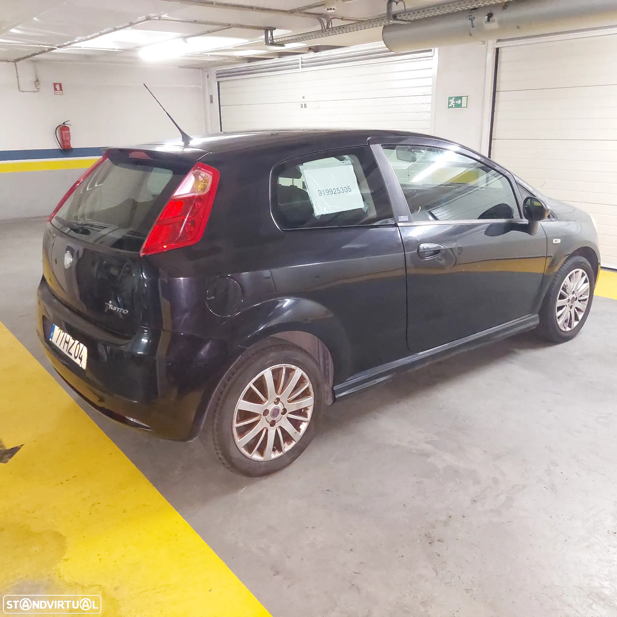 Fiat Grande Punto 1.2 Redbull Blue Elements - 2