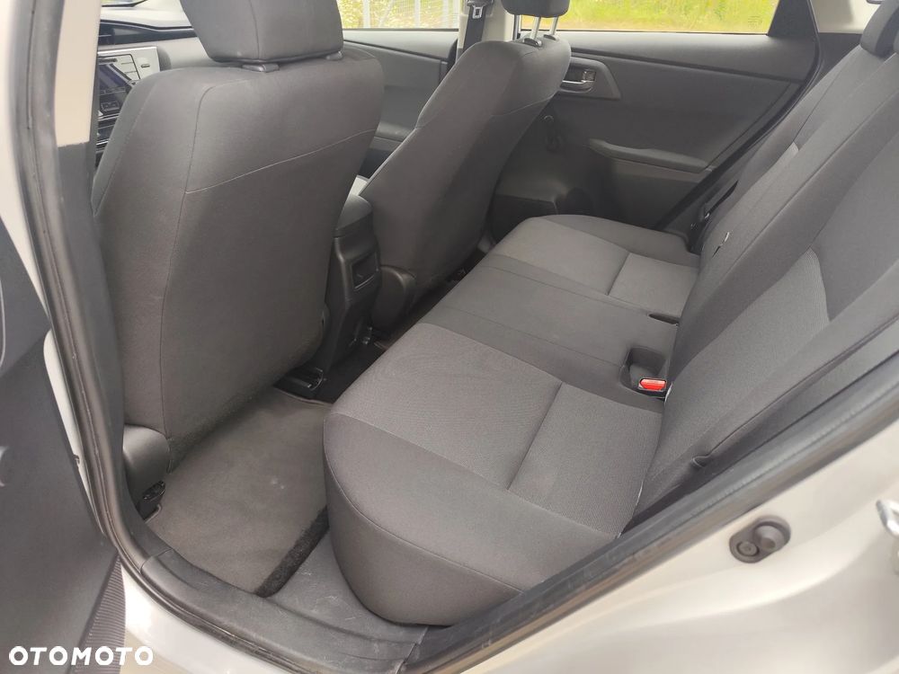 Toyota Auris 1.33 VVT-i Active - 16