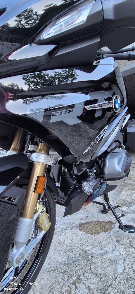 BMW R 1250 RT TRIPLE BLACK - 19
