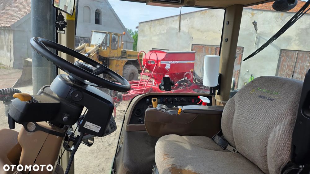 John Deere 8530 - 11