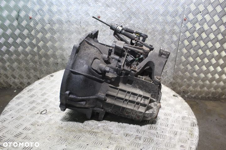 SKRZYNIA BIEGÓW FOCUS II MK2 1.6TDCI 3M5R7002YF - 2