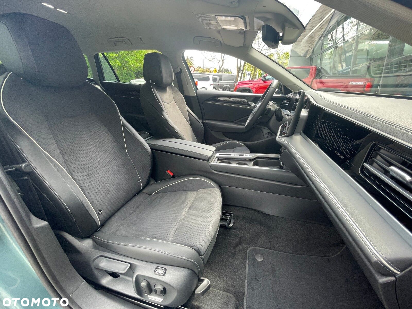 Volkswagen Passat - 20