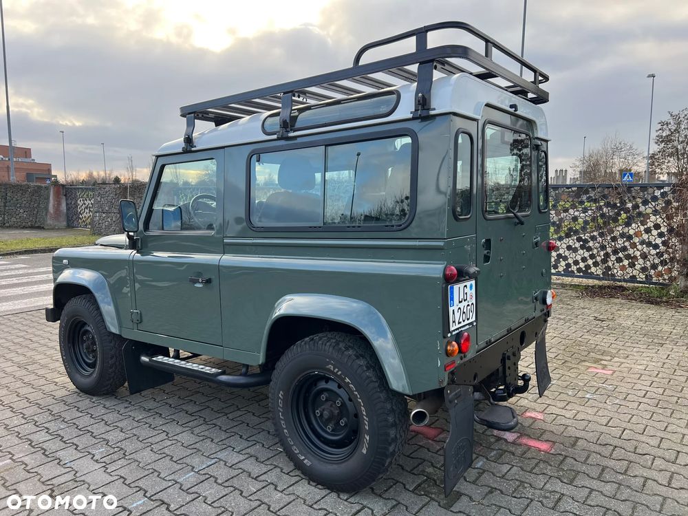 Land Rover Defender 90 DPF SE - 10