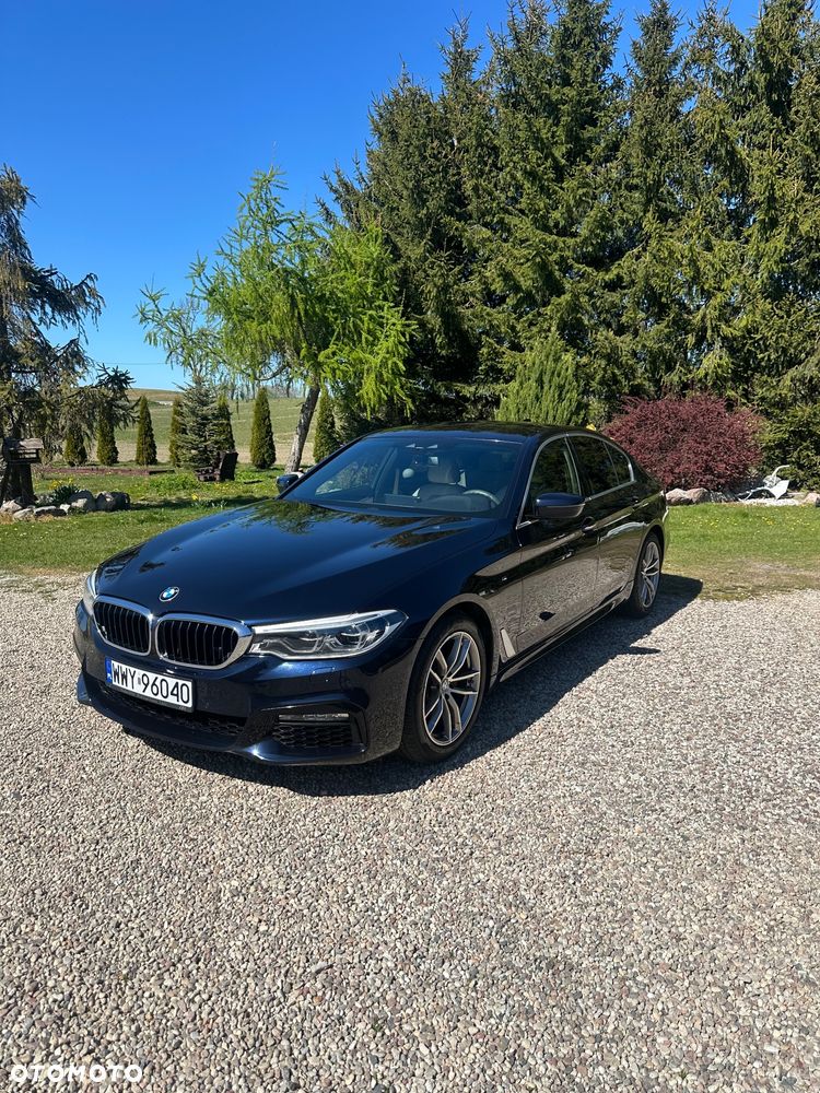 BMW Seria 5 520d M Sport - 10