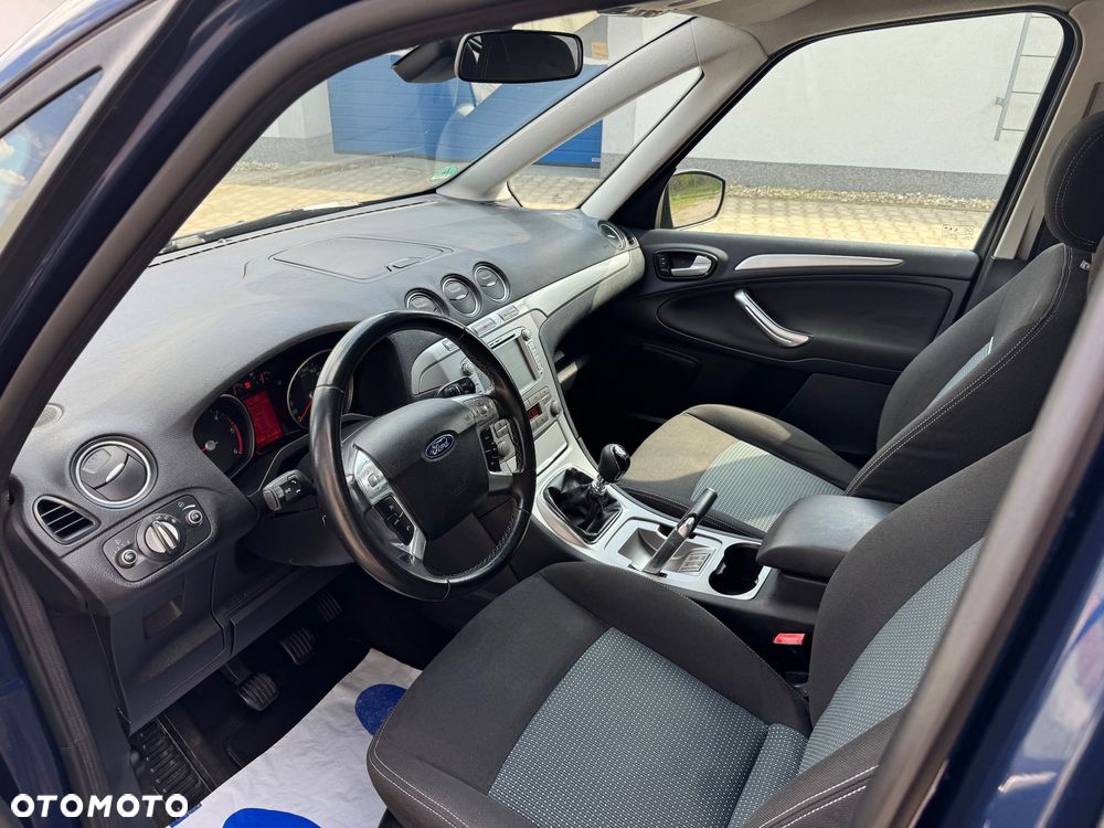 Ford Galaxy - 5