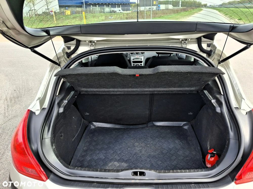 Peugeot 308 1.6 Trendy - 20