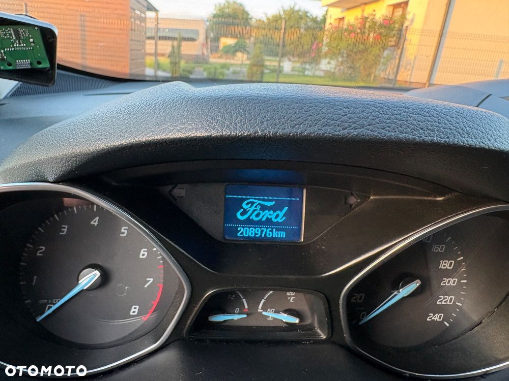 Ford Grand C-MAX - 11