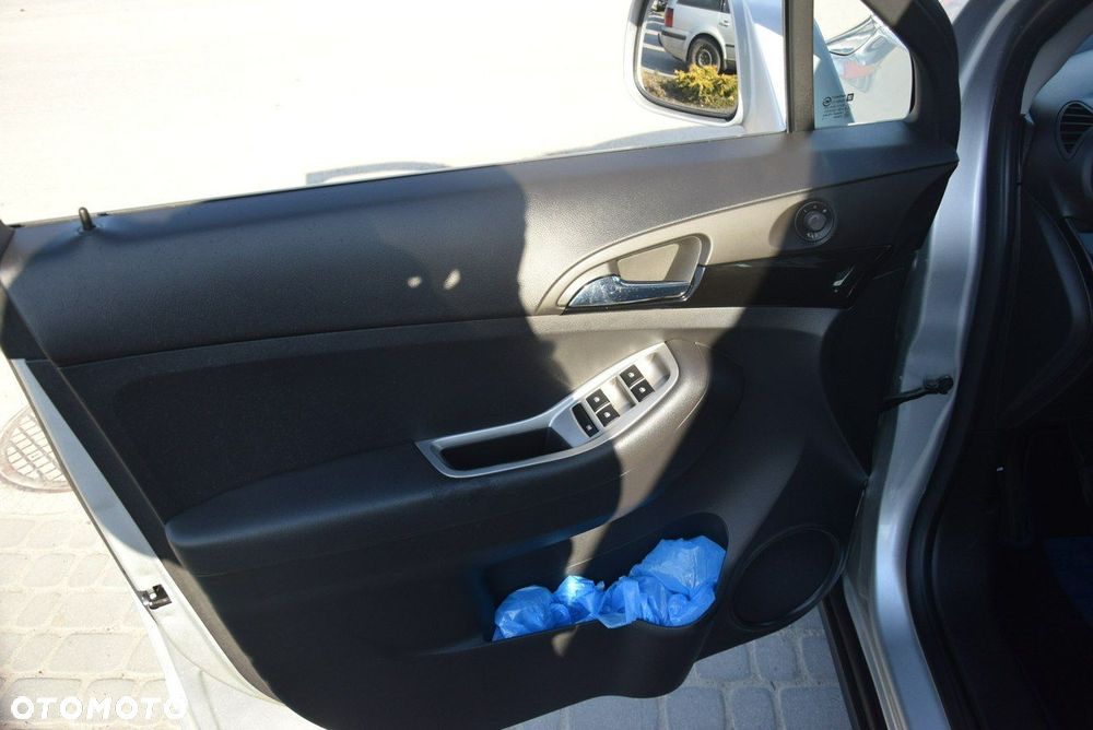 Chevrolet Orlando - 10