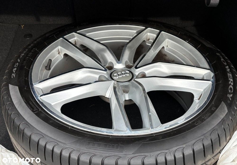 Audi A4 Limousine - 25