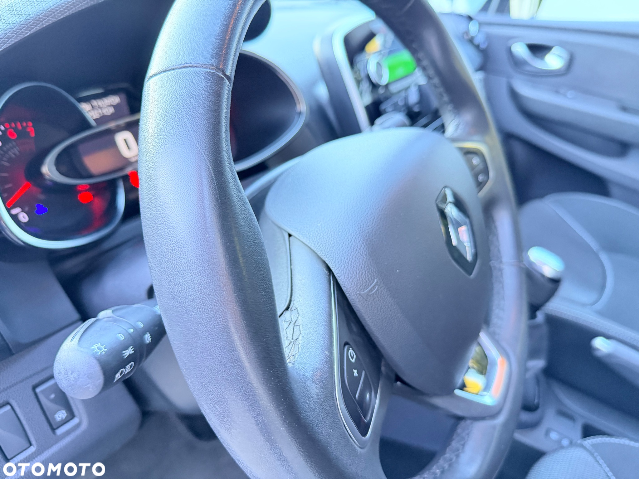 Renault Clio 0.9 TCe Alize - 18