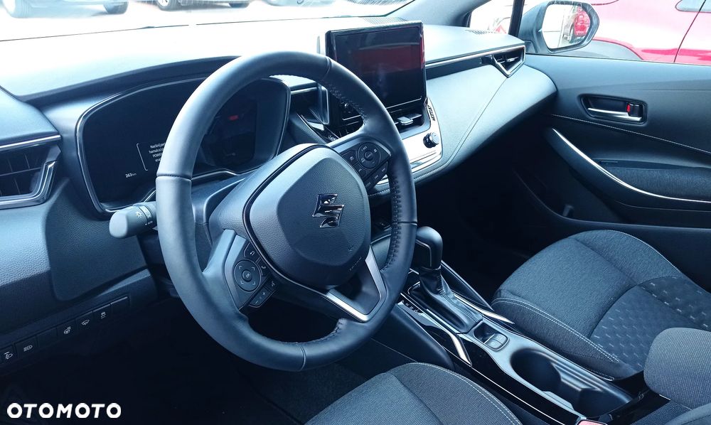 Suzuki Swace 1.8 Hybrid Premium Plus CVT - 8