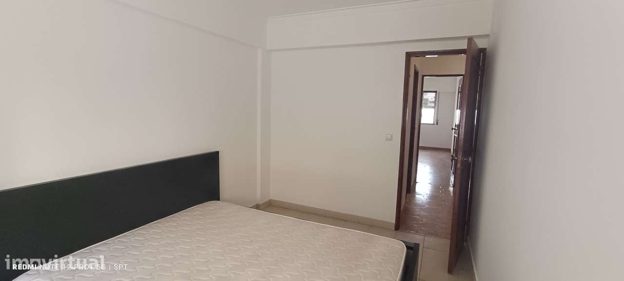 Apartamento T2+1 RC Renovado em Sobralinho - Grande imagem: 5/14