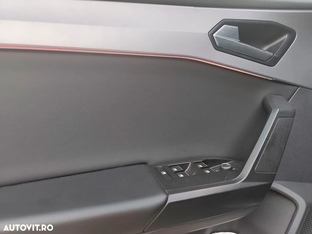Seat Leon 1.0 eTSI OPF DSG FR Plus - 10